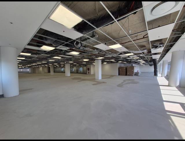 656M² OFFICE TO LET IN SANDTON CENTRAL